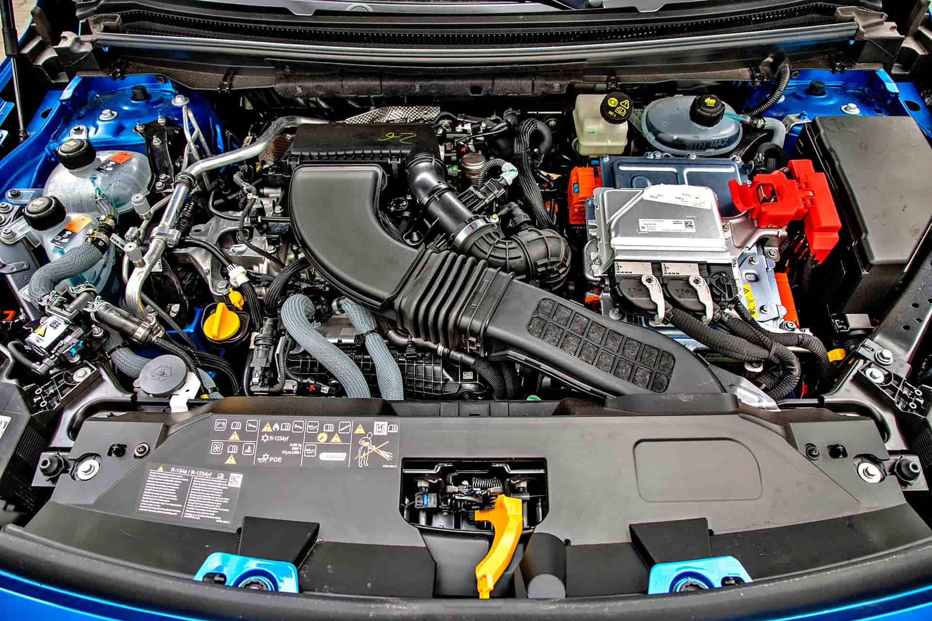 Renault-Rafale-E-Tech-full-hybrid-200-2024-test-silnik