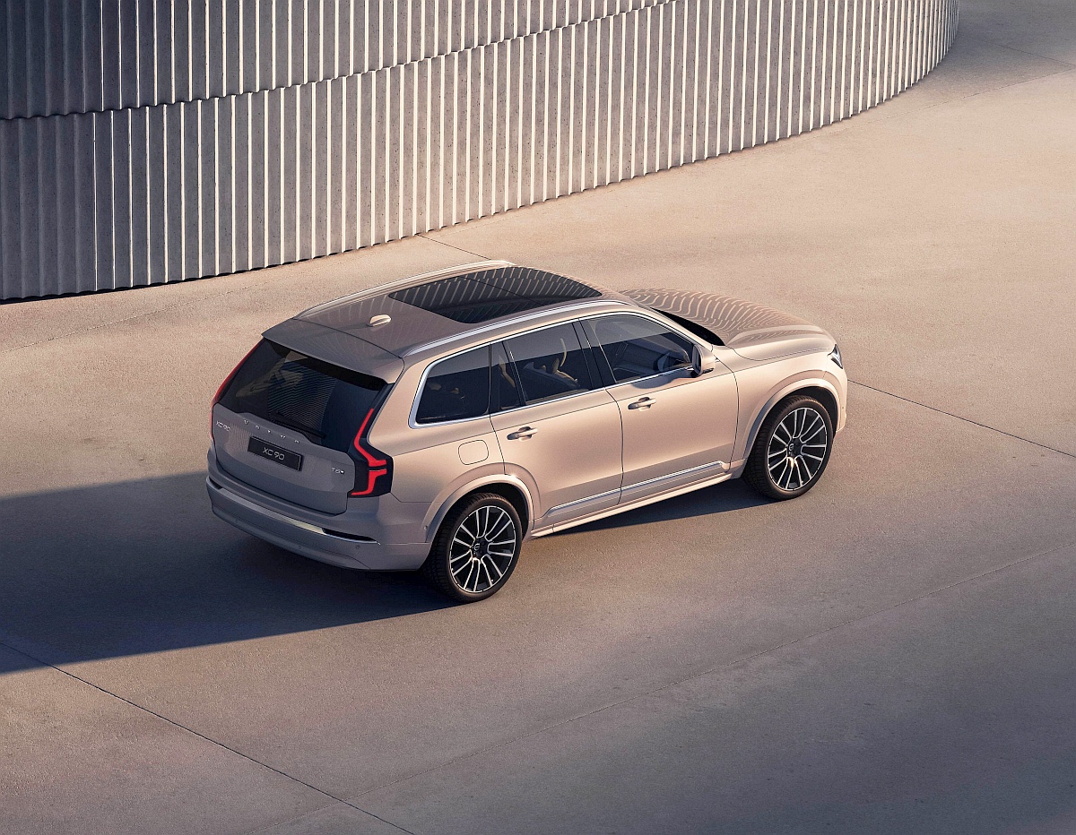 2025 Volvo XC90 (7)