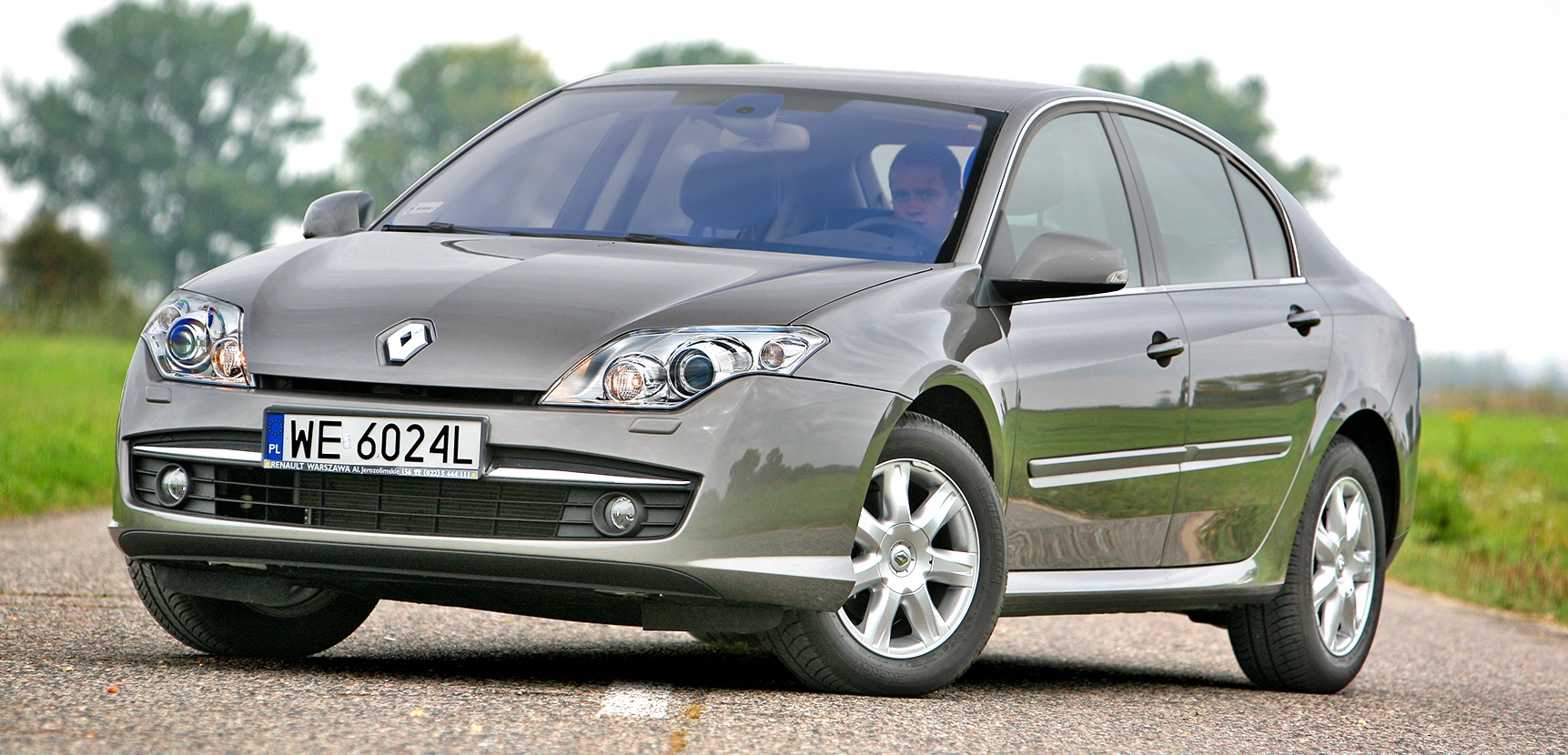 tanie uzywane auta klasy sredniej_renault laguna