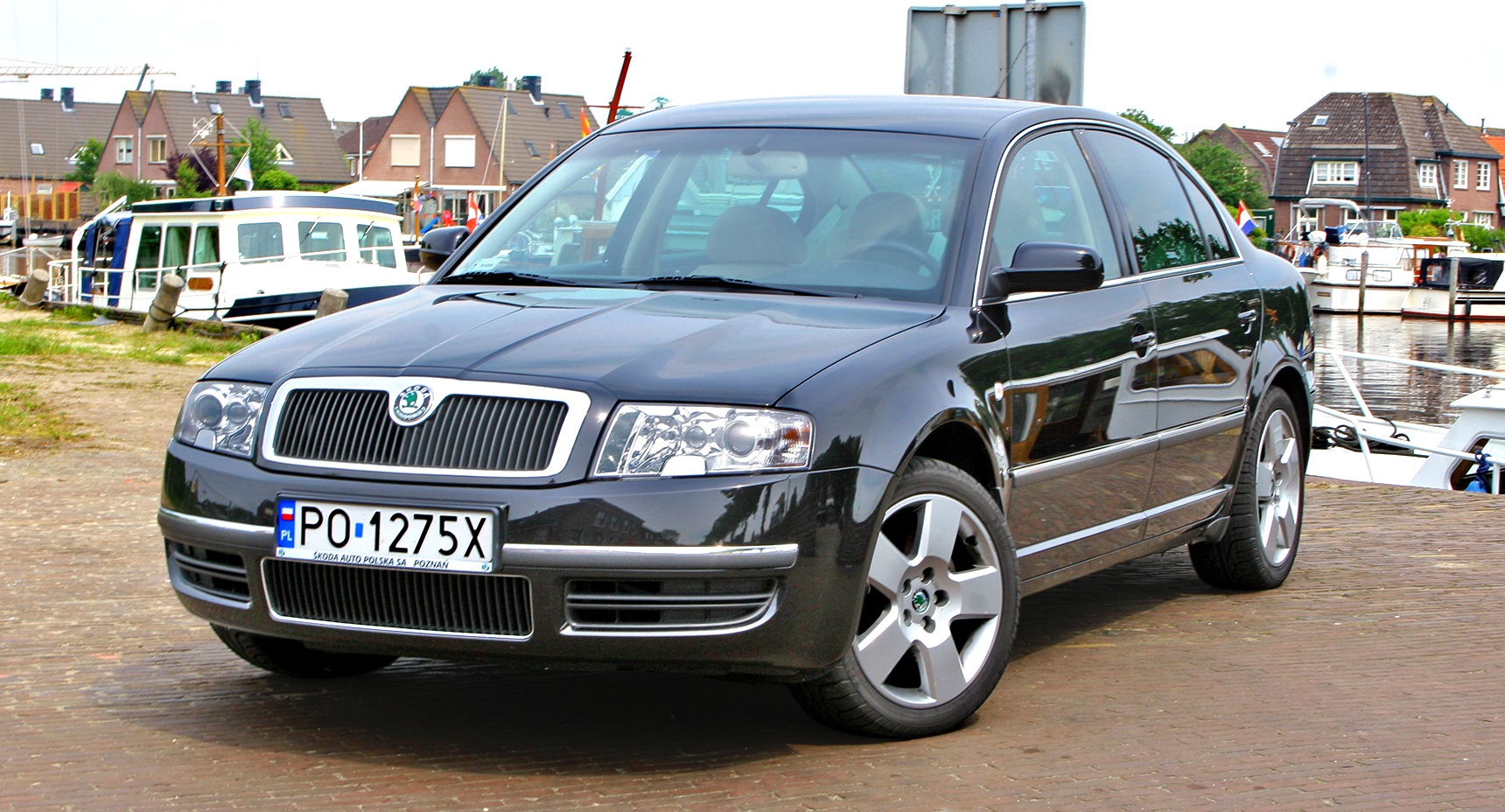 tanie uzywane auta klasy sredniej_skoda superb