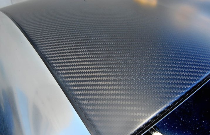 Peugeot RCZ: karbonowy dach