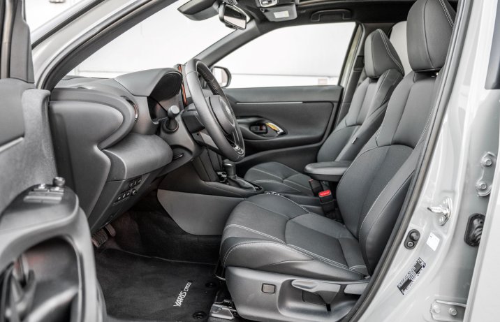 Toyota Yaris Cross - fotele