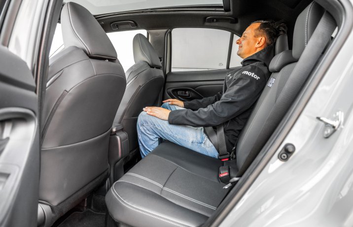 Toyota Yaris Cross - kanapa