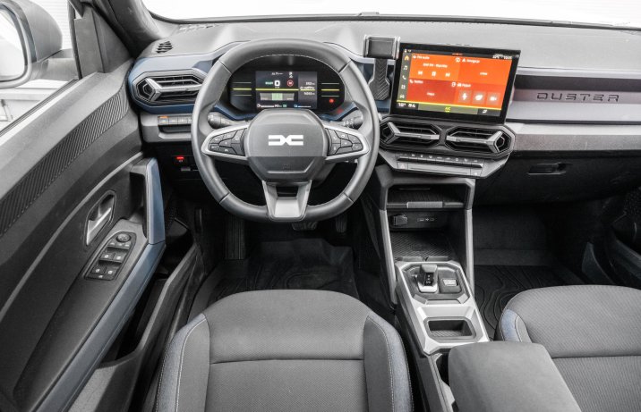 Dacia Duster - kokpit