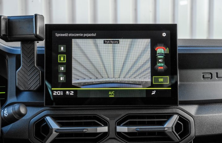 Dacia Duster - ekran