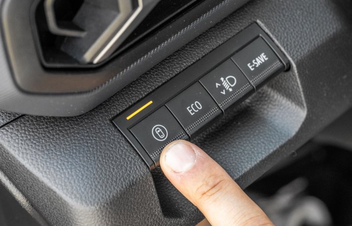 Dacia Duster - systemy