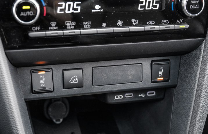 Toyota Yaris Cross - podgrzewanie