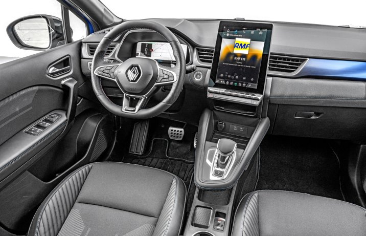 Renault Captur mild hybrid 160 EDC esprit Alpine – deska rozdzielcza