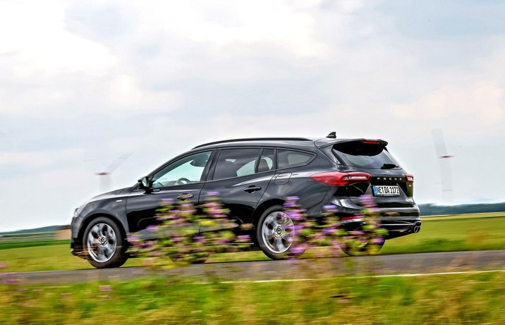 Ford Focus Kombi (2024) - bok