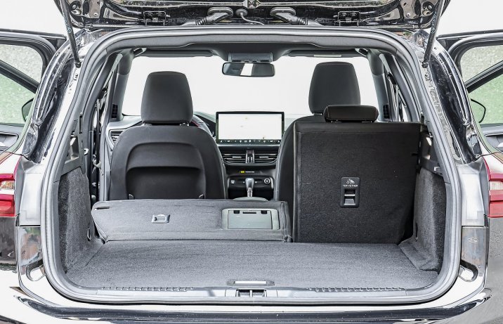 Ford Focus Kombi (2024) - bagażnik