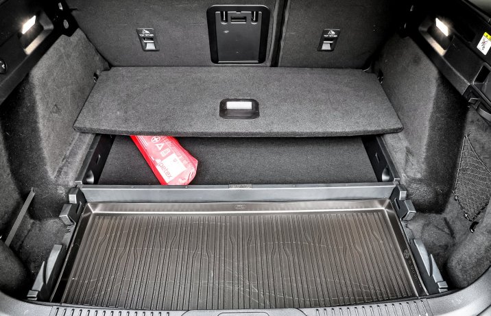 Ford Focus Kombi (2024) - podłoga bagażnika