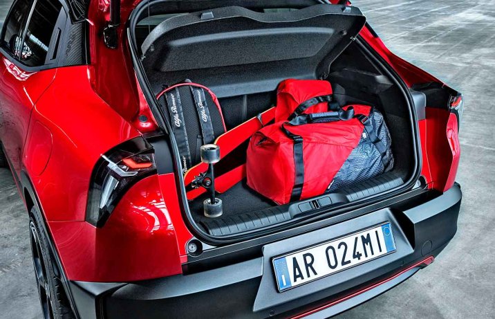 Alfa Romeo Junior – bagażnik