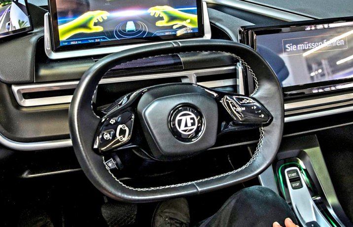 ZF/Faurecia kokpit przyszłości |  2019