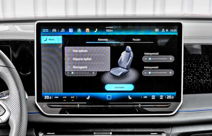 Volkswagen Tiguan 2.0 TDI 193 4Motion DSG R-Line – kokpit, wyświetlacz