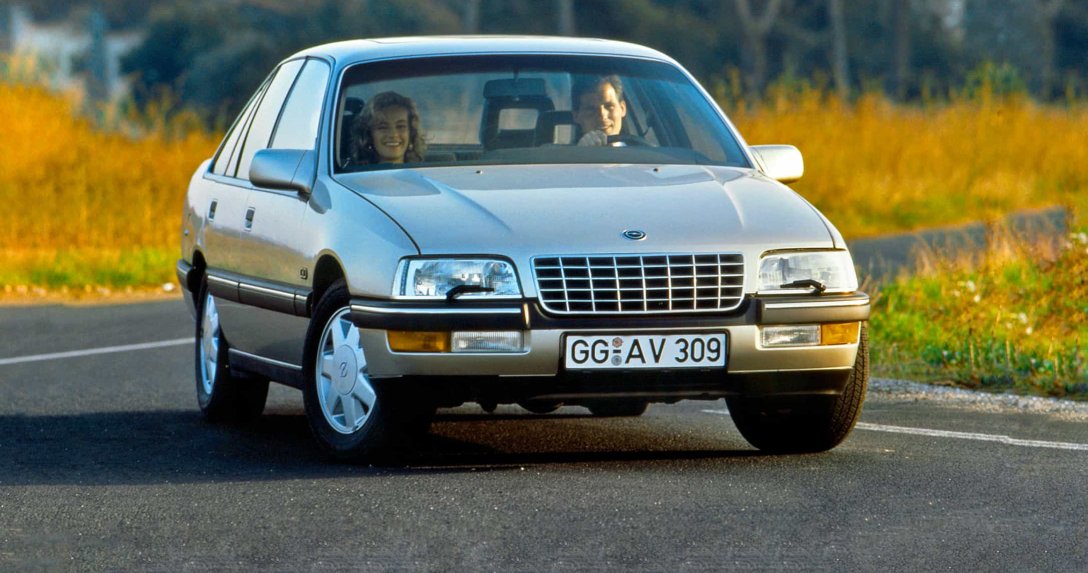 Opel Senator B – przód w ruchu