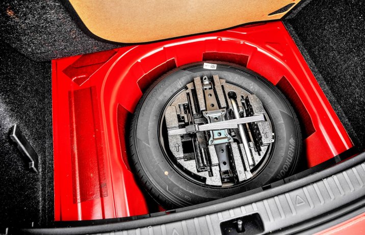 Skoda Scala 1.5 TSI DSG - test (2024) - zapasowe koło dojazdowe