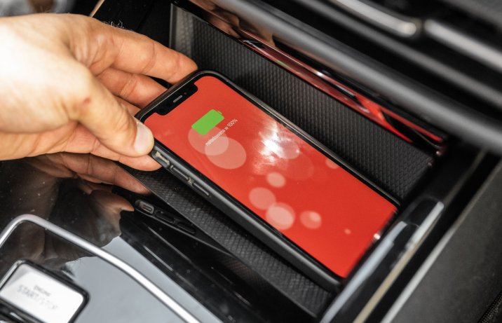 Volkswagen Golf Variant - ładowarka