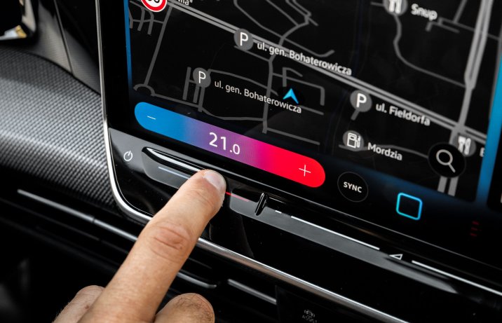 Volkswagen Golf Variant - klimatyzacja