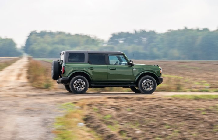 Ford Bronco - droga