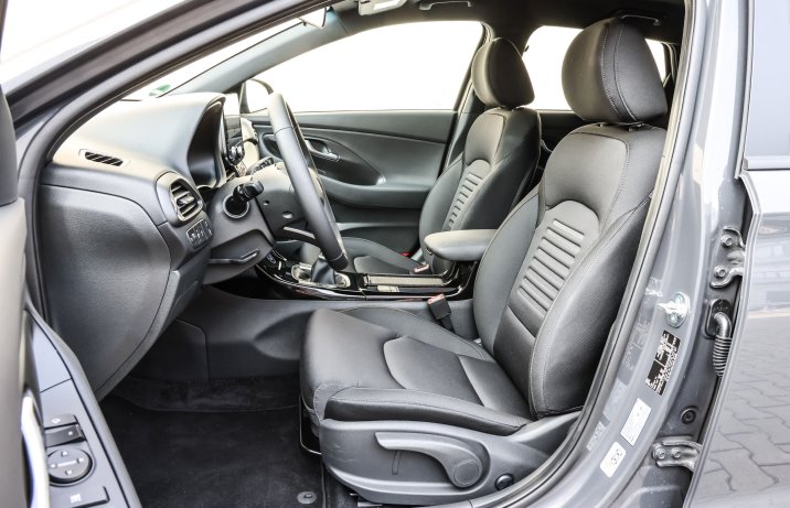Hyundai i30 - fotele