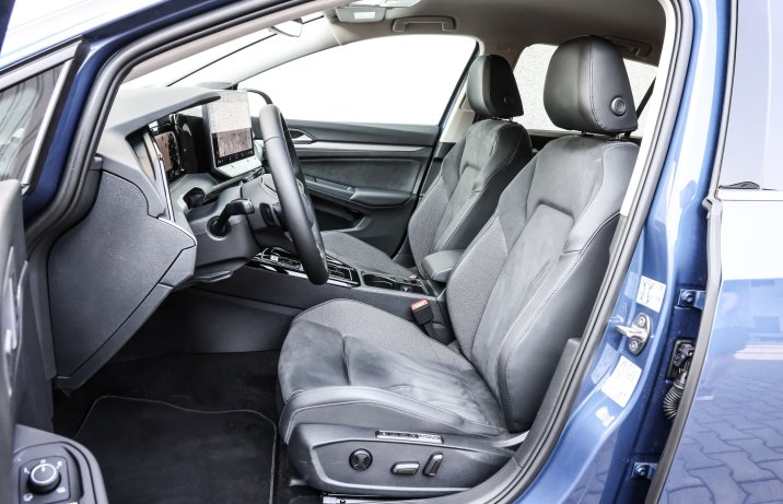 Volkswagen Golf - fotele