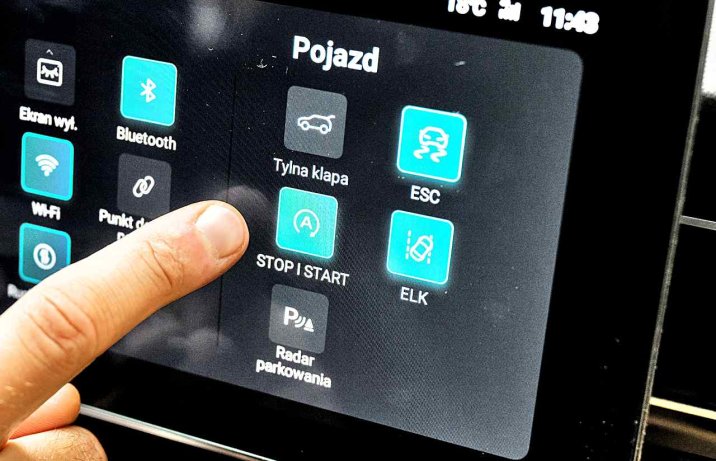 MG HS 1.5T AUT 170 KM Exclusive (2024) – menu ze skrótami