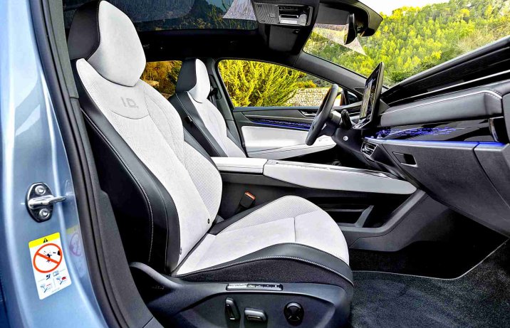 Volkswagen ID.7 Tourer 2024 – wnętrze, fotele