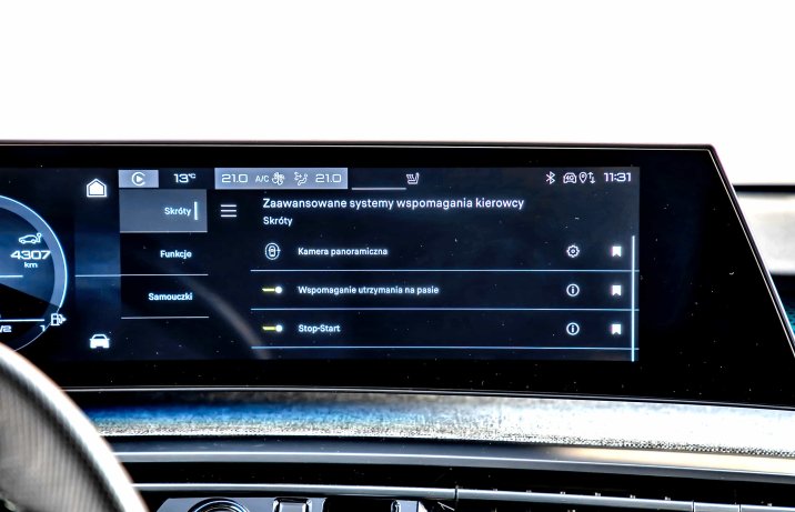 Peugeot 3008 Hybrid 1.2 e-DCS6 GT – kokpit, wyświetlacz, systemy wsparcia