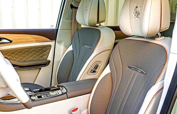 Forthing U-Tour 1.5 T GDI 7DCT – fotele z przodu