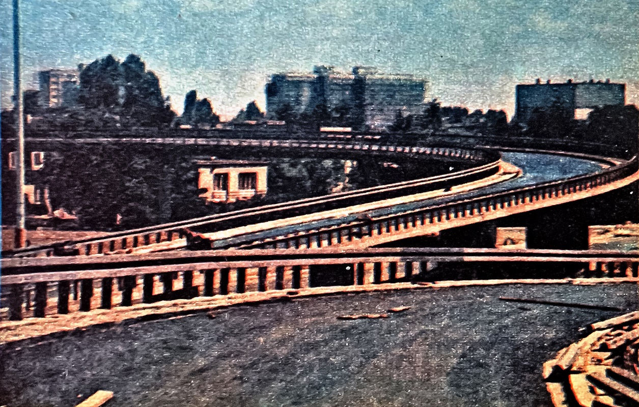 Motor Retro nr 29 z roku 1974_Trasa Lazienkowska