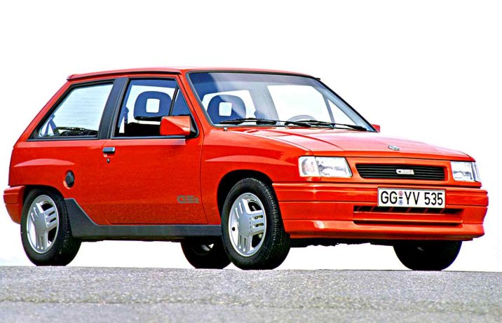 Opel Corsa A GSi – przód