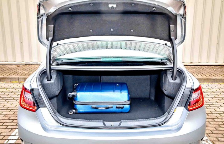 Renault Megane GrandCoupe 1.3 TCe (2024) – bagażnik
