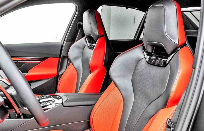 BMW M5 G90 – fotele