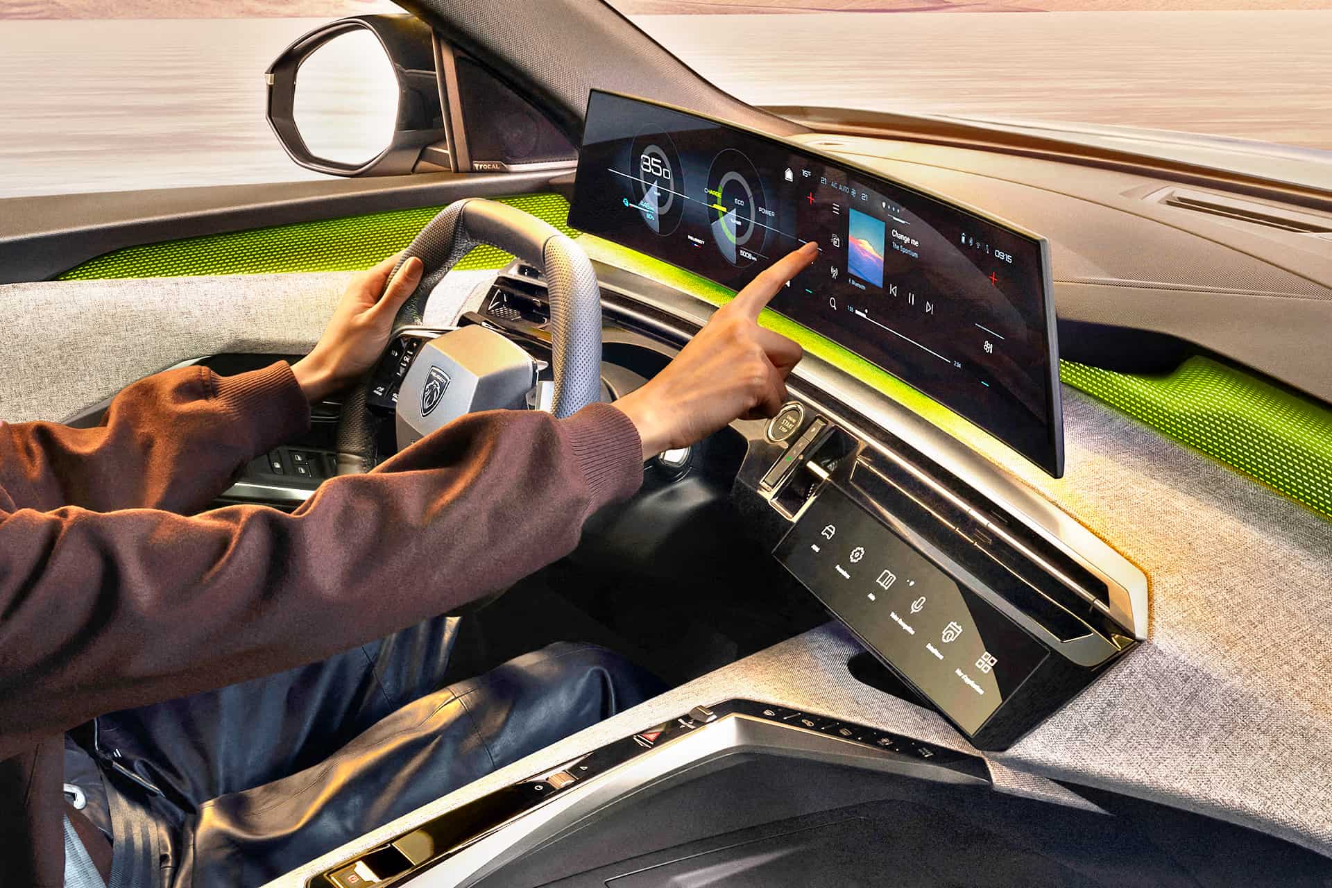 Peugeot E-5008 – deska rozdzielcza, ekran centralny