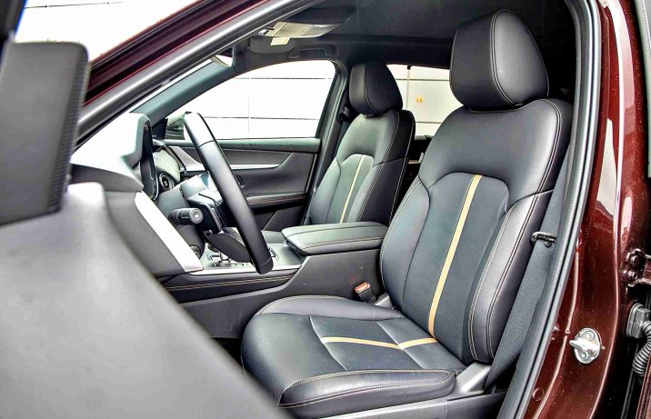 Mazda CX-80 3.3 e-Skyactiv D 8AT 4x4 Homura Plus – fotele