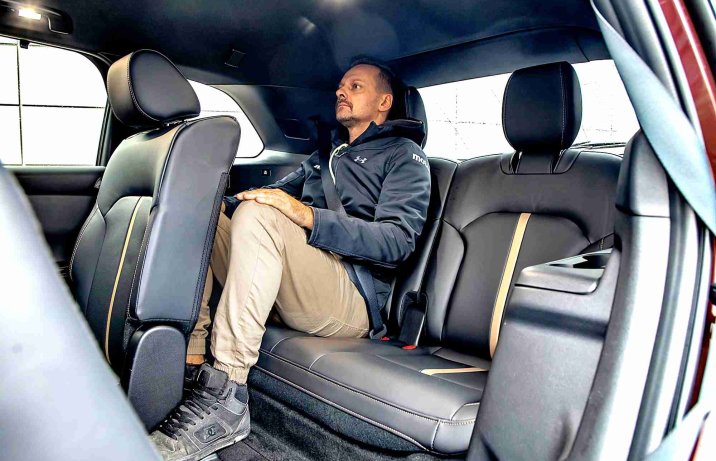 Mazda CX-80 3.3 e-Skyactiv D 8AT 4x4 Homura Plus – fotele trzeci rząd