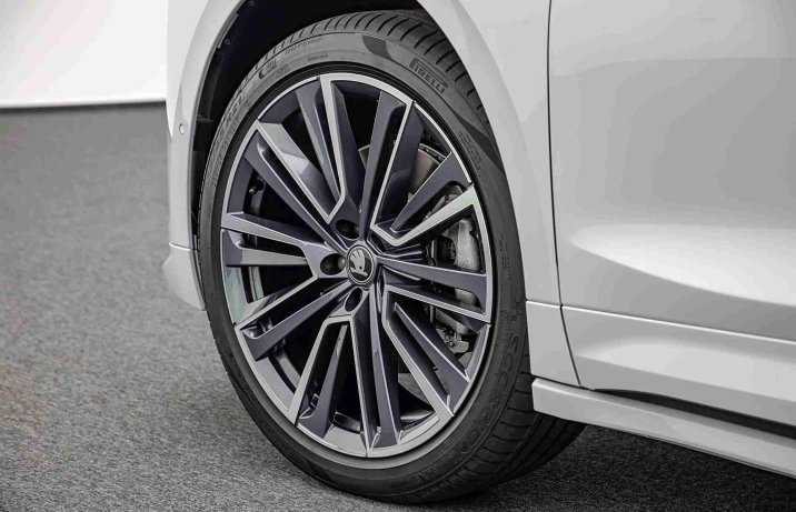 2025 Skoda Enyaq Coupe