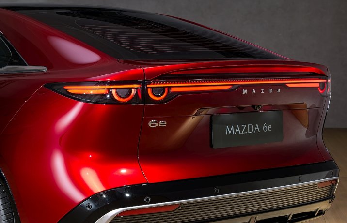 Mazda 6e