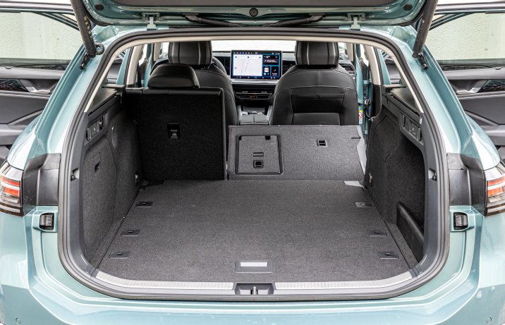 Volkswagen Passat Variant - bagażnik