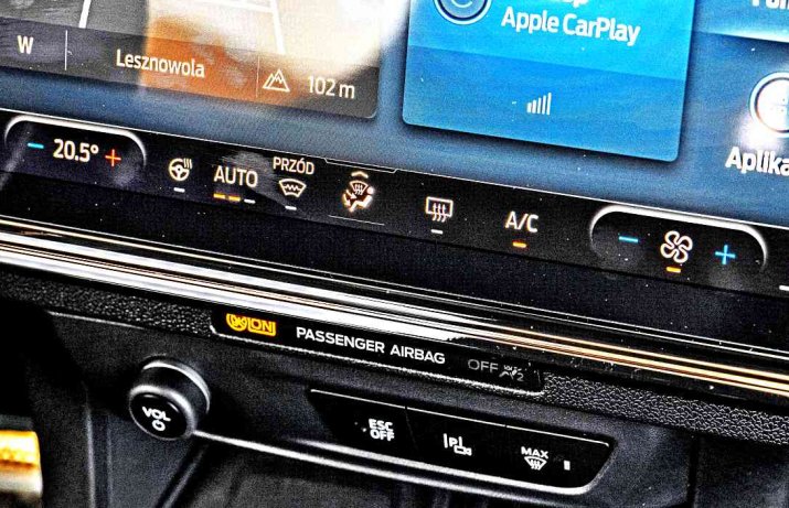 Ford Puma II FL ST 1.0 EcoBoost Hybrid – deska rozdzielcza, panel klimatyzacji