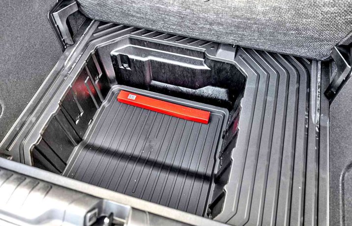 Ford Puma II FL ST 1.0 EcoBoost Hybrid –schowek w bagażniku