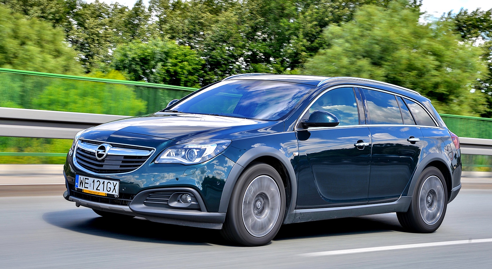 uzywane-niemieckie-crossovery-opel-insignia-ct