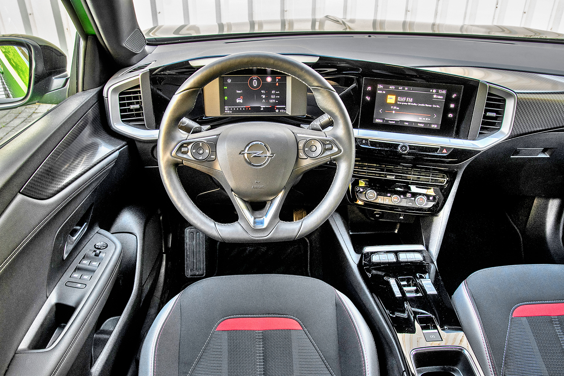 uzywane-niemieckie-crossovery-opel-mokka-b