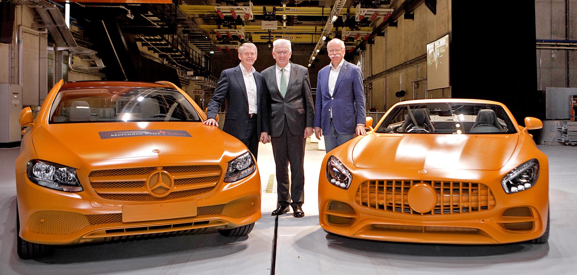 prezesi-koncernow-motoryzacyjnych-dieter-zetsche-przy-mercedesach