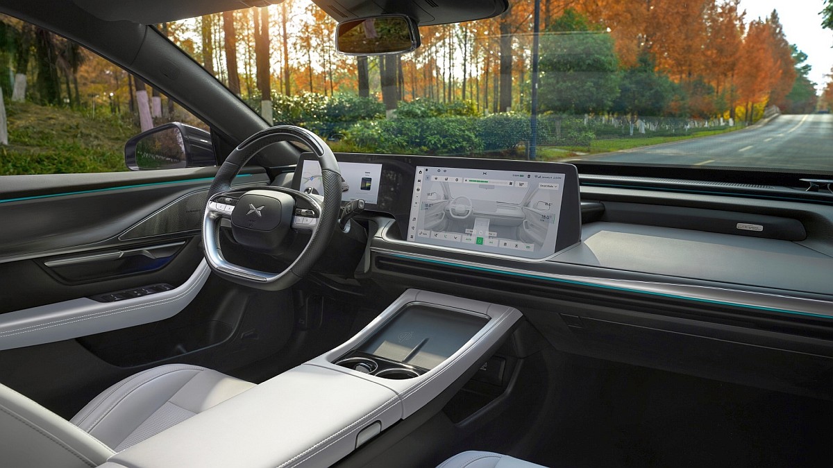 Xpeng P7_kokpit
