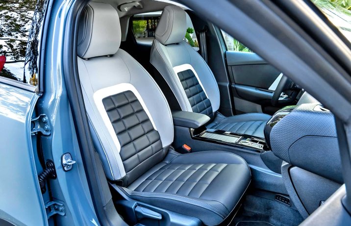 Citroen C4 FL 2025 Max – fotele