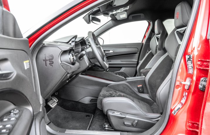 Alfa Romeo Junior - fotele