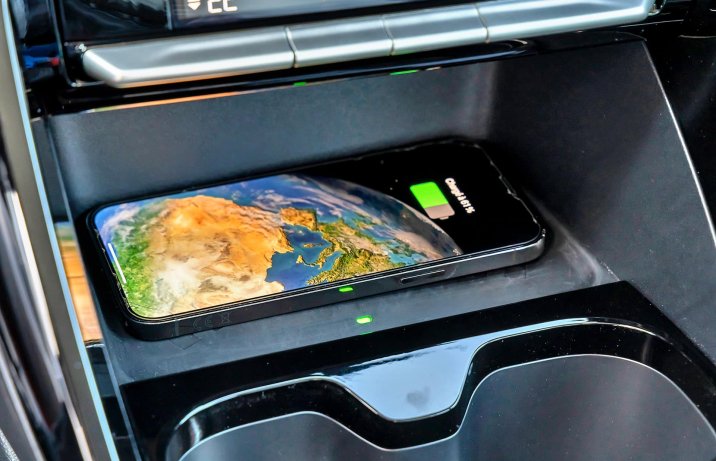 Citroen C3 Aircross 2025 – deska rozdzielcza, ładowarka indukcyjna