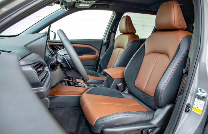 Subaru Forester VI 2.0i-L e-Boxer Platinum First Edition – fotele