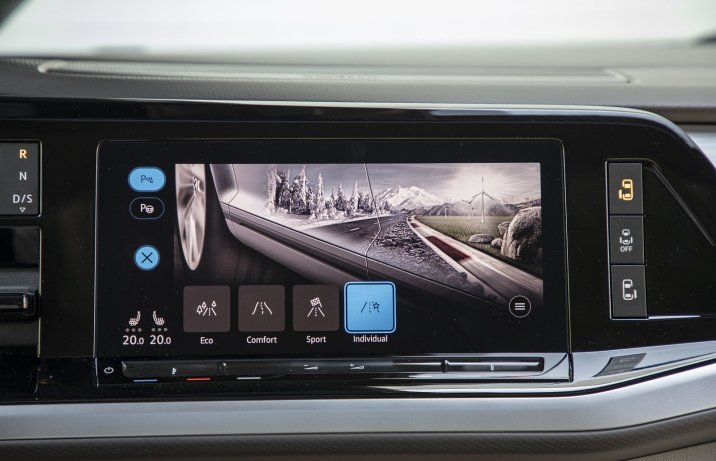 Volkswagen Multivan 2.0 TDI (2025) – test – tryby jazdy